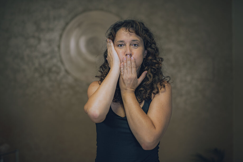 poletna joga obraza